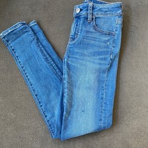 American Eagle women’s jeans